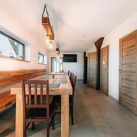 čertova * Mladonovice