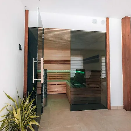 čertova * Mladonovice