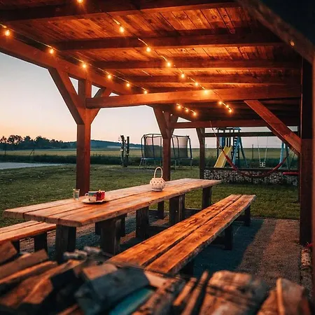 Prázdninový dům čertova Mladonovice